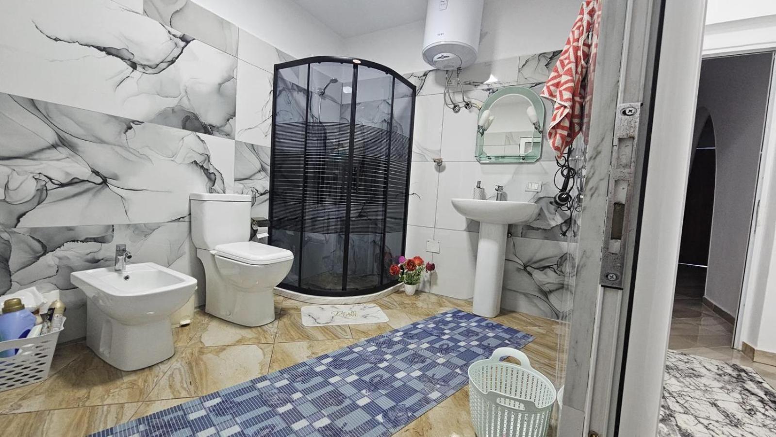 Guesthouse Albi بيرات المظهر الخارجي الصورة